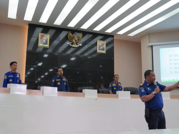 100 Anggota dan Anak Binaan Batalyon 120 Dibina Jadi Relawan Kebakaran Kota Makassar – MakassarKota