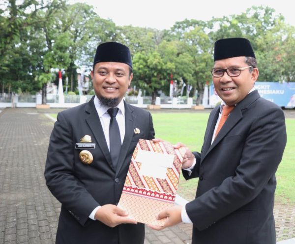 Lampaui Target Nasional, Danny Raih Penghargaan BIAN 2022 – MakassarKota