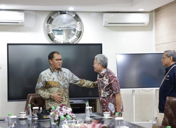 Danny Pomanto dan Kantor Pelayanan Pajak Madya Makassar Dukung Aktivasi dan Validasi NIK Jadi NPWP – MakassarKota