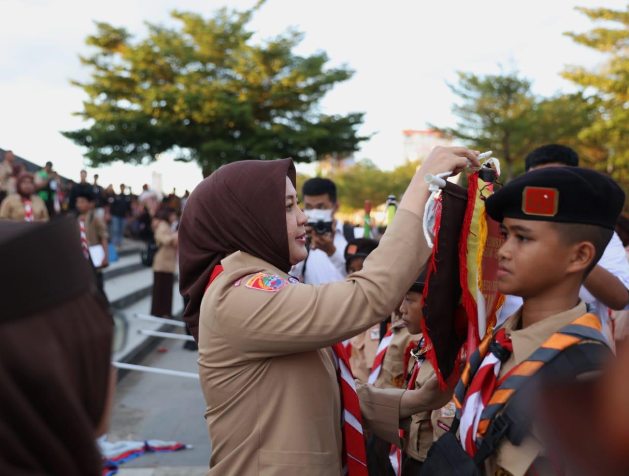 Imbau Fokus Berlatih, Fatmawati Rusdi Tutup Lomba Tingkat II Kwarran Tiga Kecamatan – MakassarKota