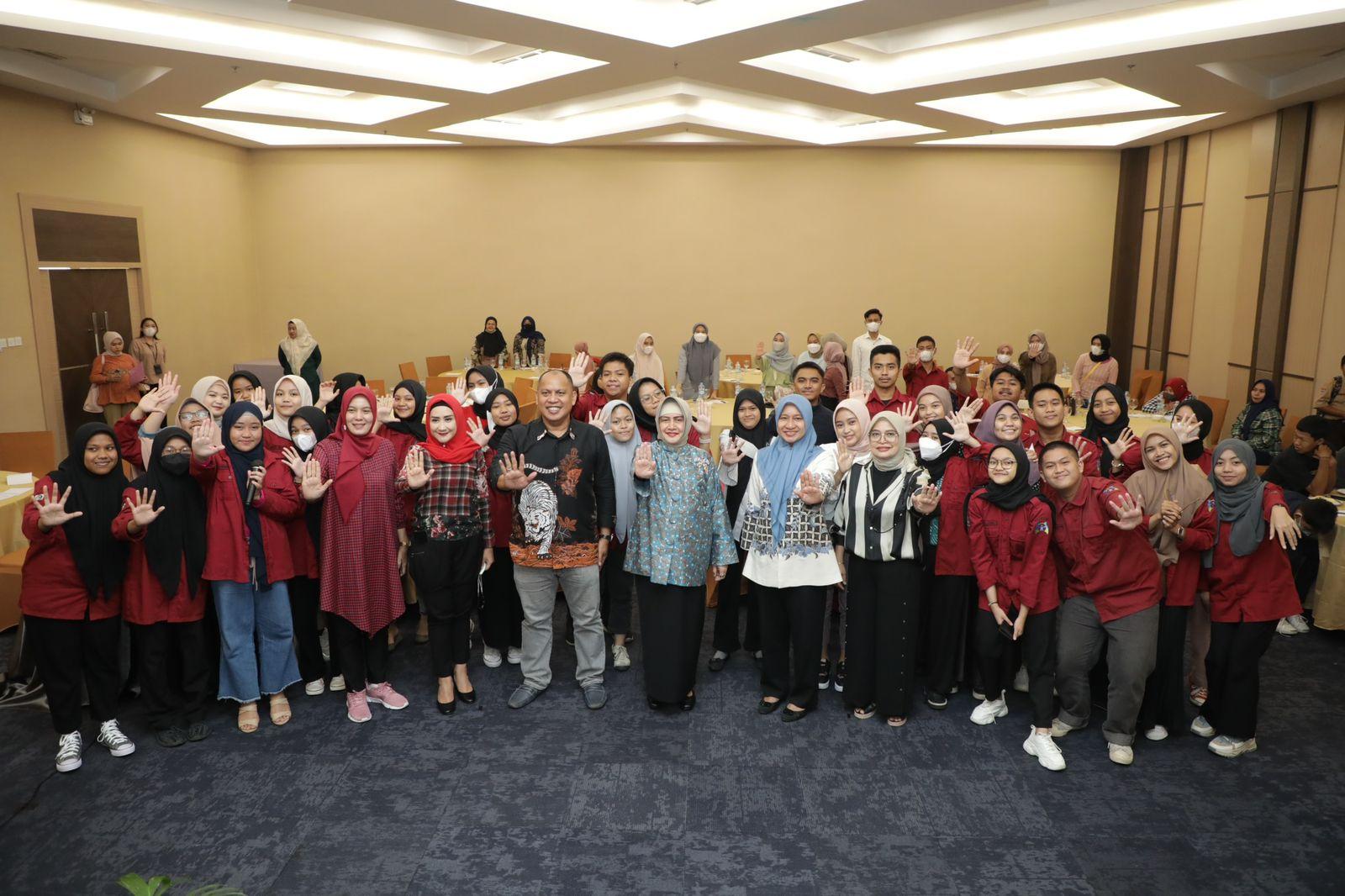 Indira Yusuf Ismail Motivasi Forum Anak Makassar Sebagai Agen 2P – MakassarKota