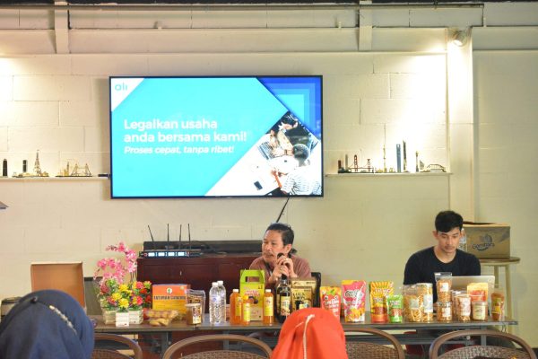 Latih Puluhan UMKM Longwis Identifikasi Masalah Lewat Biz Matching Diskominfo – MakassarKota