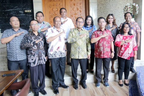 Makassar Tuan Rumah, Danny Pomanto Siap Sukseskan Perayaan Natal Nasional PMTI – MakassarKota