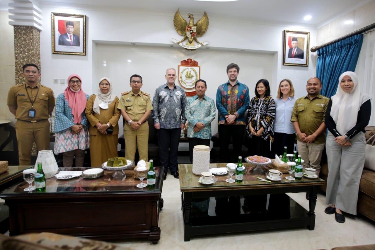 Sekda Ansar Terima Kunjungan Adrian Lochrin, Pererat Hubungan Australia-Makassar – MakassarKota