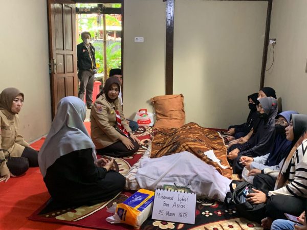 Wawali Fatmawati Rusdi Melayat ke Rumah Duka Eks Kasatpol PP Makassar – MakassarKota