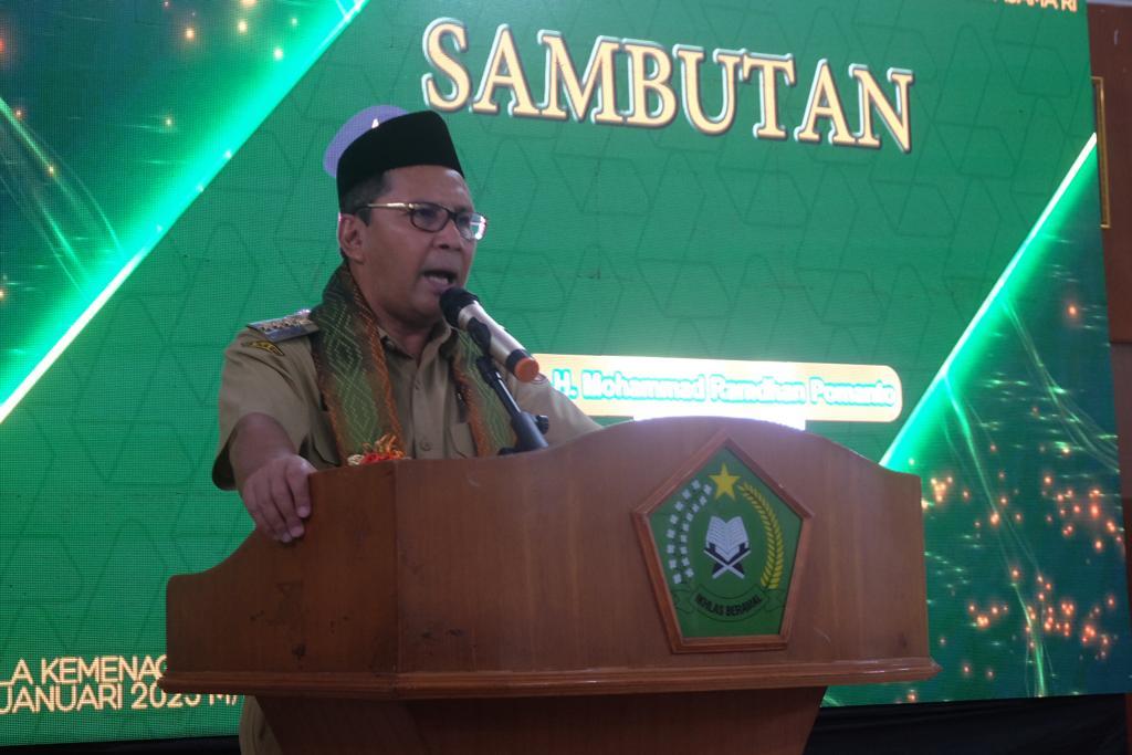Danny Gaungkan Perkuatan Umat di Hadapan Seluruh Pegawai Kemenag Makassar – MakassarKota