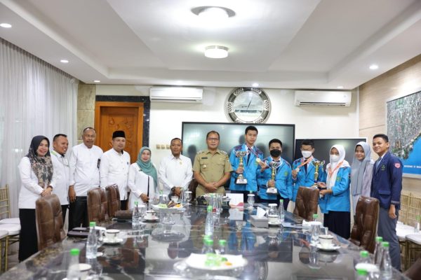 Danny Pomanto Bantu Layanan KUA Kemenag Makassar dengan Legalisasi Pinjam-Pakai Fasum – MakassarKota