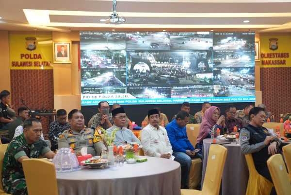 Danny Pomanto Hadiri Press Release Akhir Tahun Polda Sulsel, Kuatkan Sinergitas Jaga Kamtibmas – MakassarKota