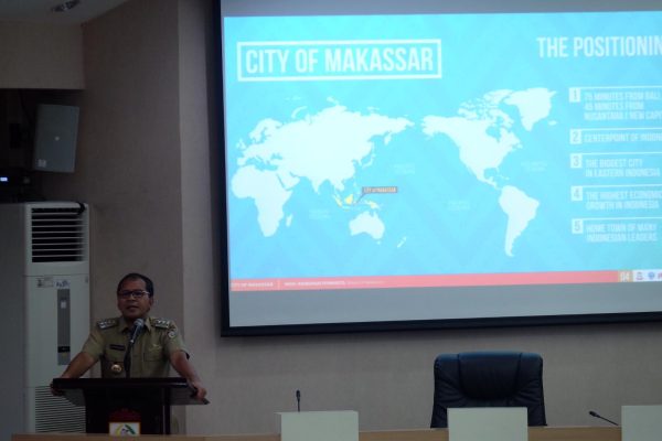 Terima 122 KKN Tematik UNHAS, Danny Harap Jadikan Lorong Wisata Tempat Upgrade Ilmu – MakassarKota