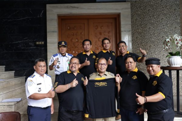 Wali Kota Danny Pomanto Apresiasi Ultah ke-3 Pajero Sport Makassar, Instruksikan Sebarkan Misi Kemanusiaan – MakassarKota