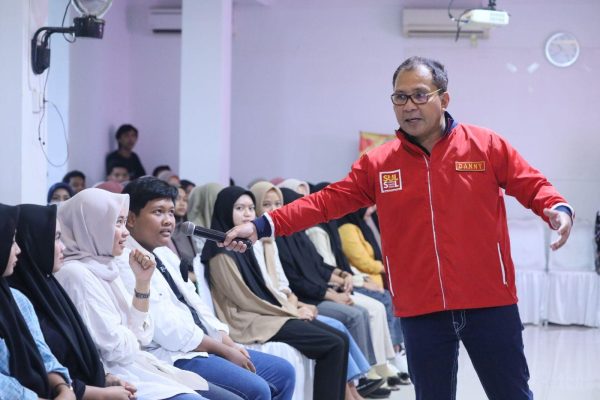 Danny Pomanto Beri Kuliah Umum dan Motivasi Ratusan Mahasiswa Soppeng