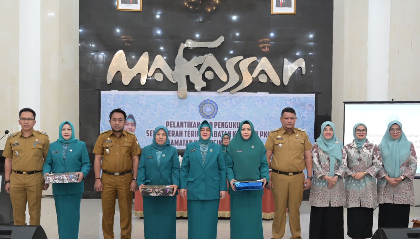 Lantik 4 Ketua TP PKK Kecamatan, Indira Yusuf Ismail Tekankan Pentingnya Komitmen dan Kolaborasi