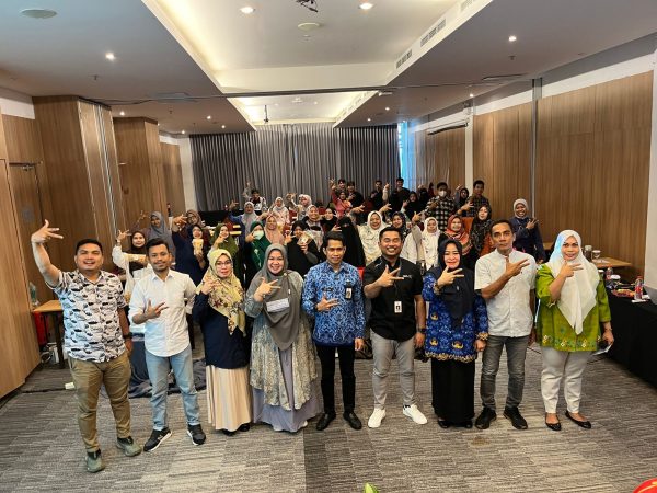 Dinas Pariwisata Kota Makassar Gelar Inkubasi Periklanan Dorong Pelaku Usaha Ekonomi Kreatif Makassar Kembangkan Usahanya. 