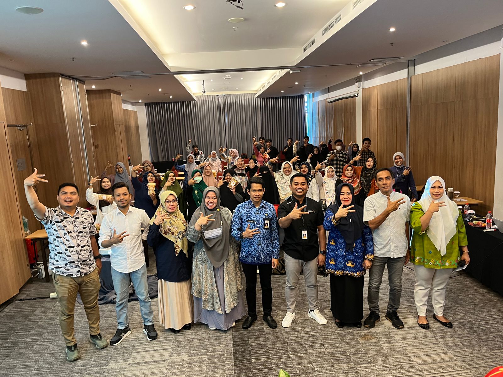 Dinas Pariwisata Kota Makassar Gelar Inkubasi Periklanan Dorong Pelaku Usaha Ekonomi Kreatif Makassar Kembangkan Usahanya.