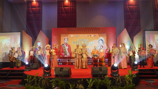 Pemilihan Duta Wisata Kota Makassar 2023 Resmi Digelar, Berikut Dara dan Daeng yang Terpilih. 