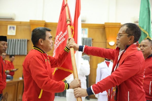 Danny Pomanto Lantik Nasruddin Waris Ketua IKA Unhas Sidrap 2022-2026