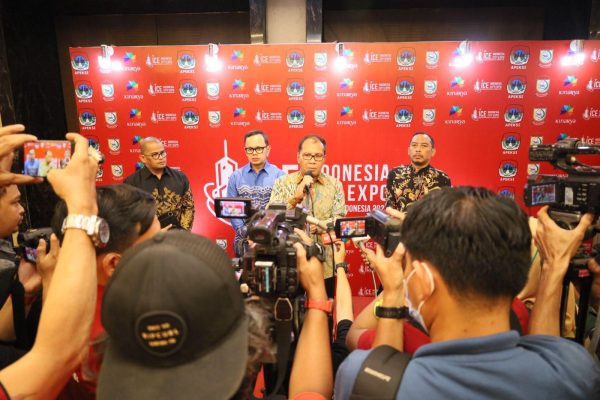Danny Pomanto dan Bima Arya Launching Indonesia City Expo XIX