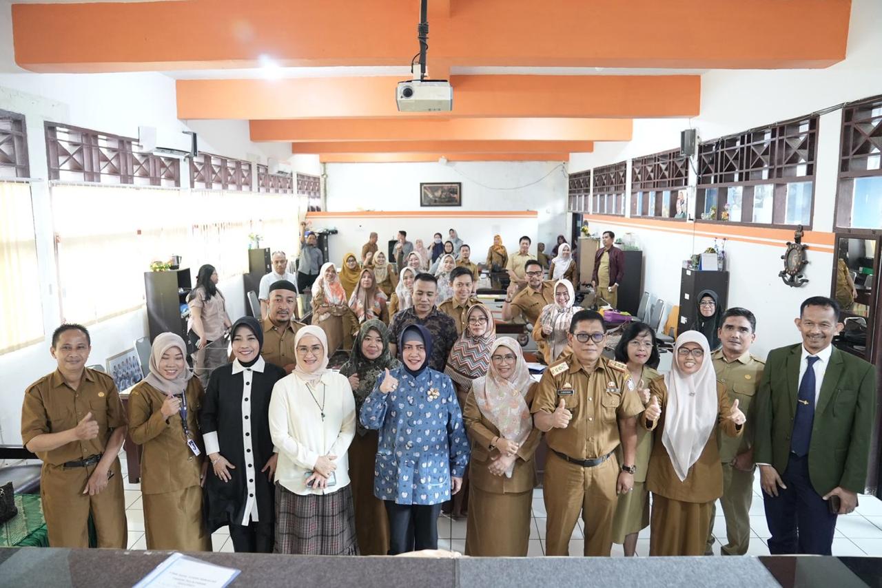 Bunda PAUD Makassar Sambangi Dua Sekolah Tinjau Implementasi Hasil Studi Tiru
