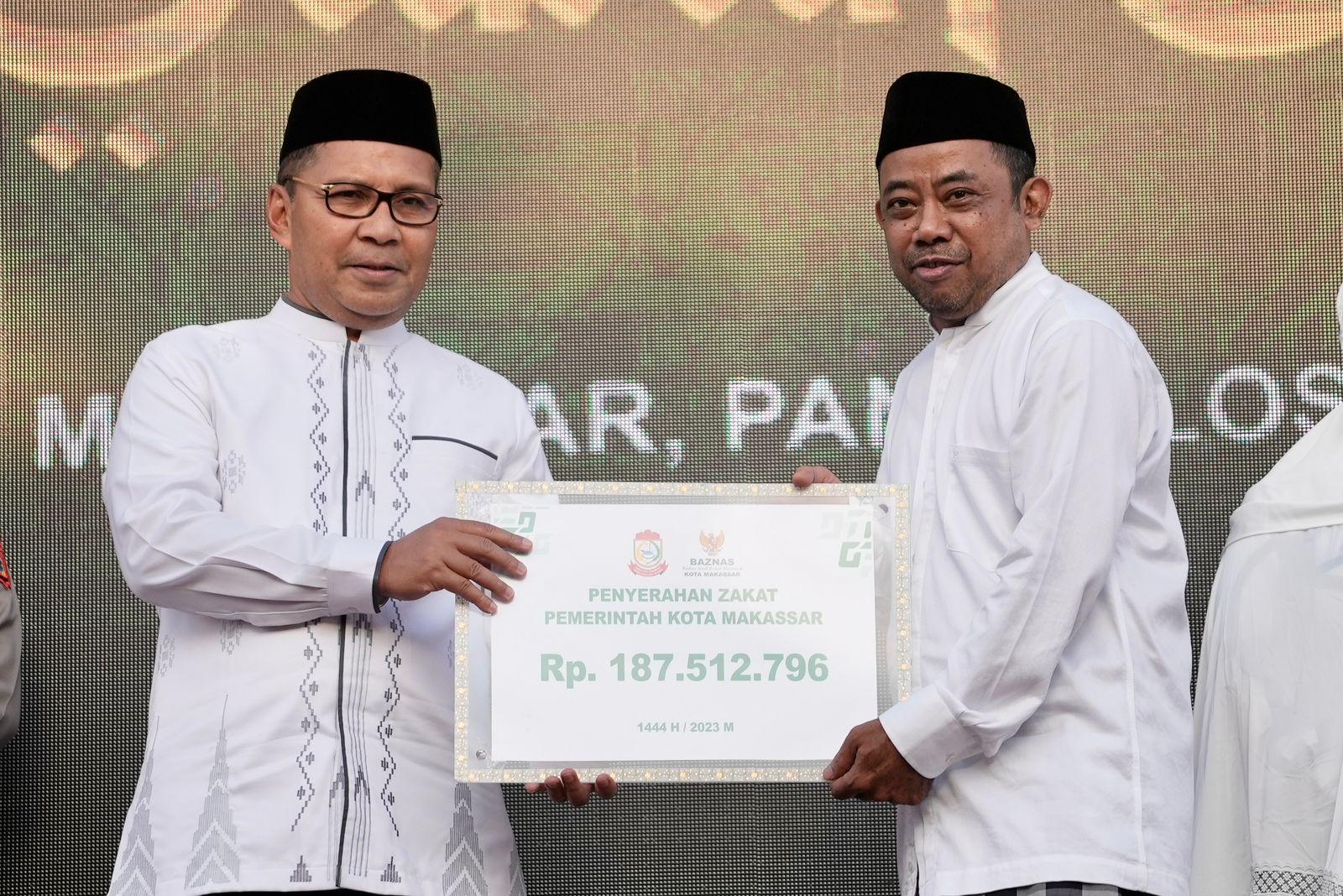 Pekan Terakhir Gerakan Makassar Salat Subuh Berjemaah di Bulan Ramadan, Danny Pomanto Bayar Zakat Lewat Baznas