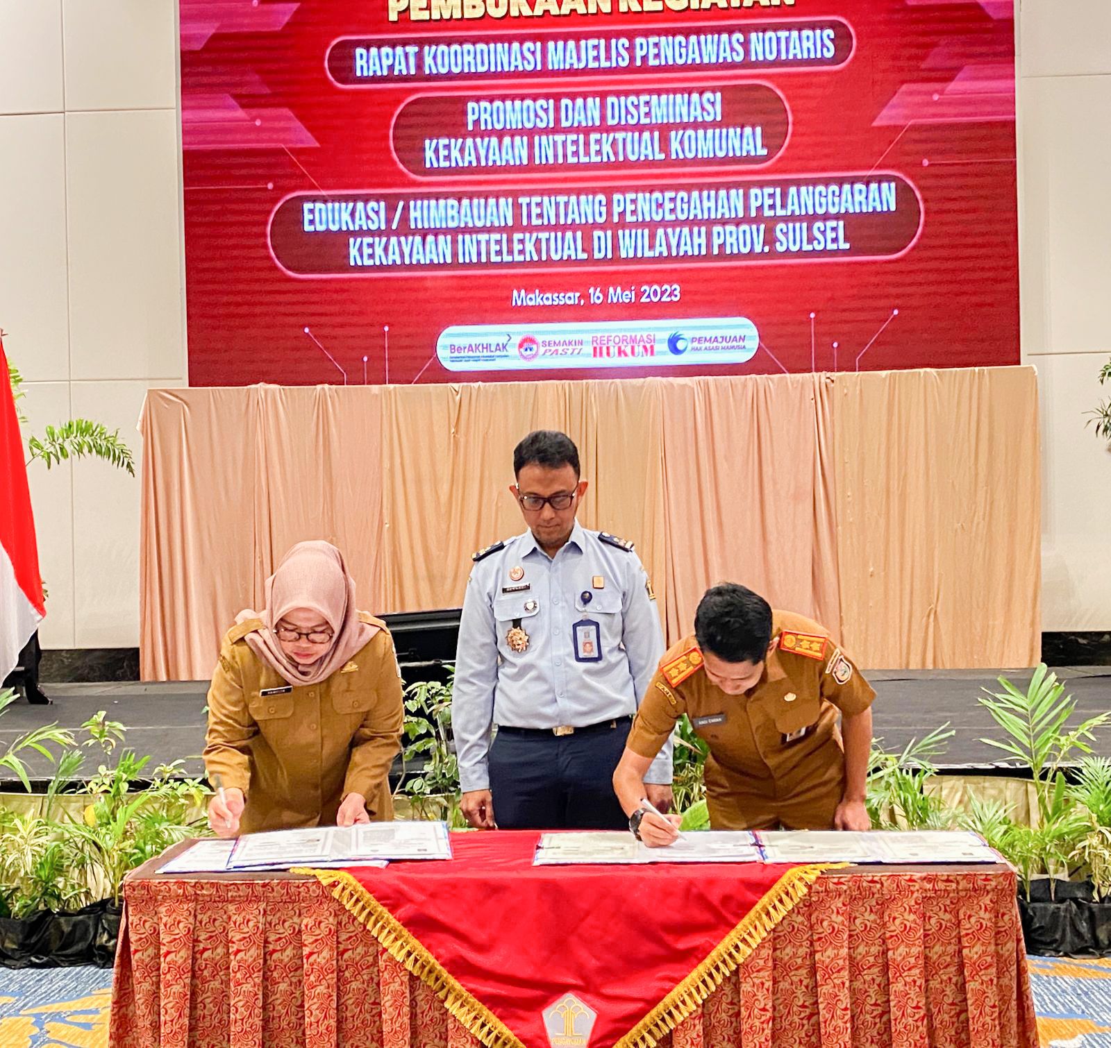 Dinas Pariwisata Kota Makassar Jalin MoU dengan KEMENKUMHAM Sulsel Perkuat Fasilitasi Kekayaan Intelektual bagi Pelaku Ekonomi Kreatif di Kota Makassar