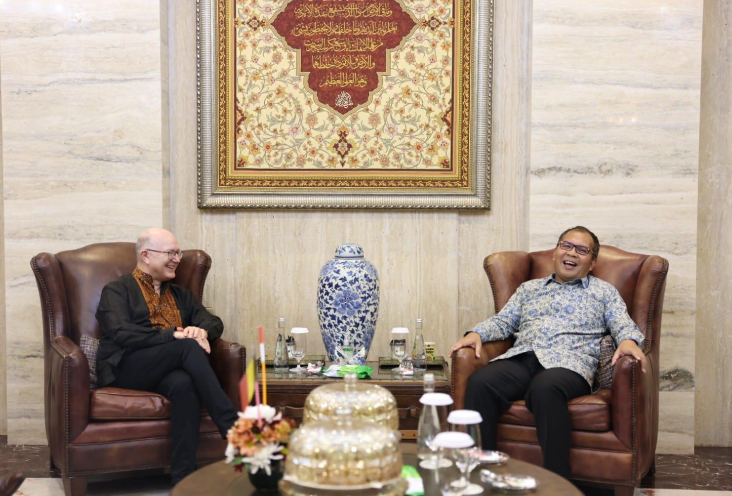 Duta Besar Belgia Jatuh Cinta dengan Keramahan dan Sombere'nya Orang Makassar