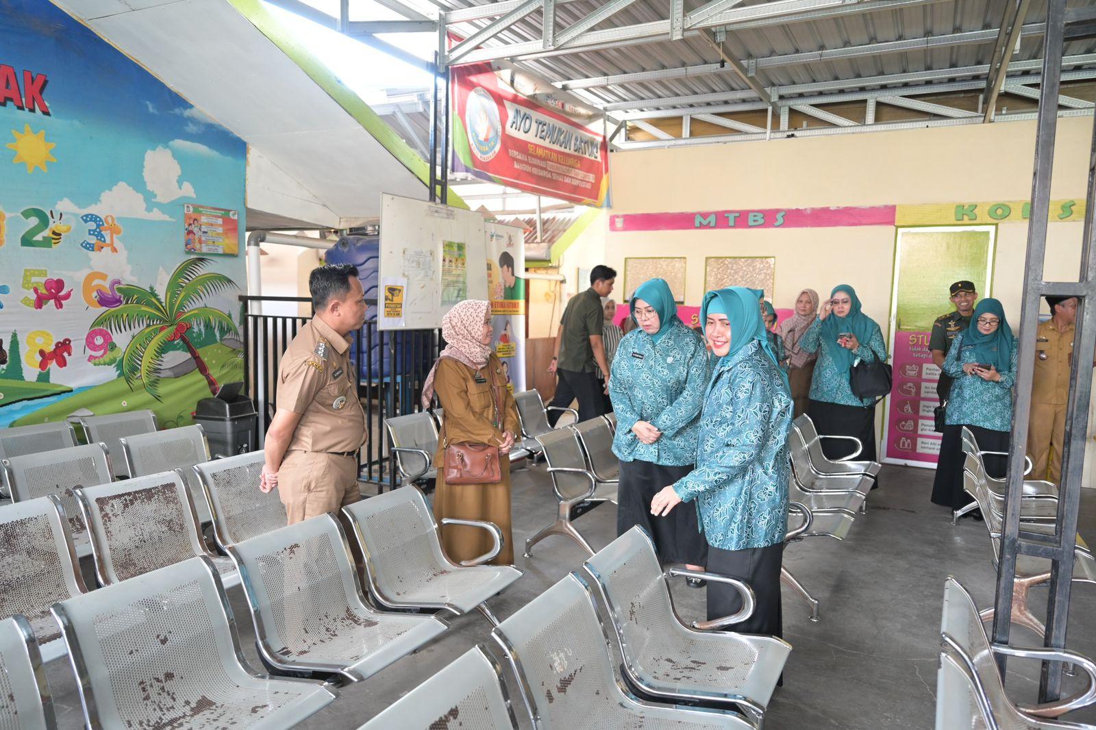 Indira Yusuf Ismail Tinjau Kelayakan Rumah Gizi di Kecamatan Tallo