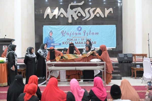 TP PKK Kota Makassar Gelar Pelatihan Tata Cara Rawat Jenazah