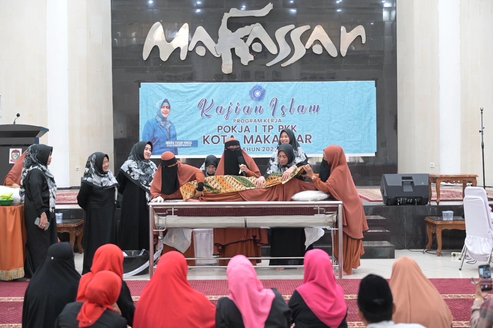 TP PKK Kota Makassar Gelar Pelatihan Tata Cara Rawat Jenazah