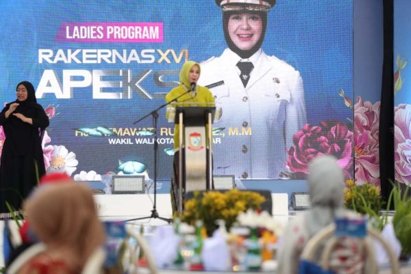 Fatmawati Rusdi Kenalkan Lorong Wisata-Makassar Kota Makan Enak di Ladies Program APEKSI XVI Tahun 2023