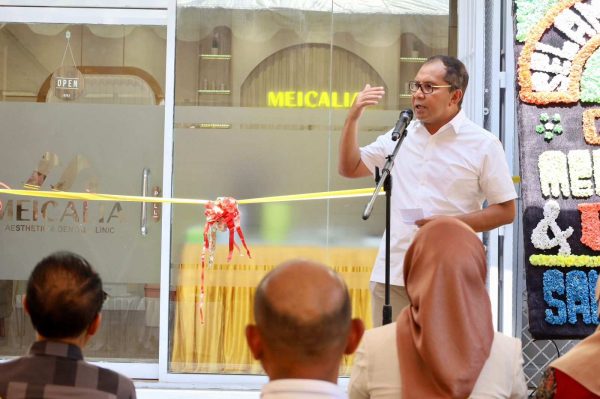 Grand Opening Meicalia Aesthetic & Dental Clinic, Danny Pomanto: Makassar Semakin Makmur!
