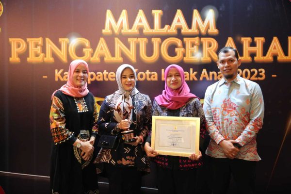 Terima Langsung Penghargaan KLA, Wawali Makassar Harap Tahun Depan Raih Kategori Utama