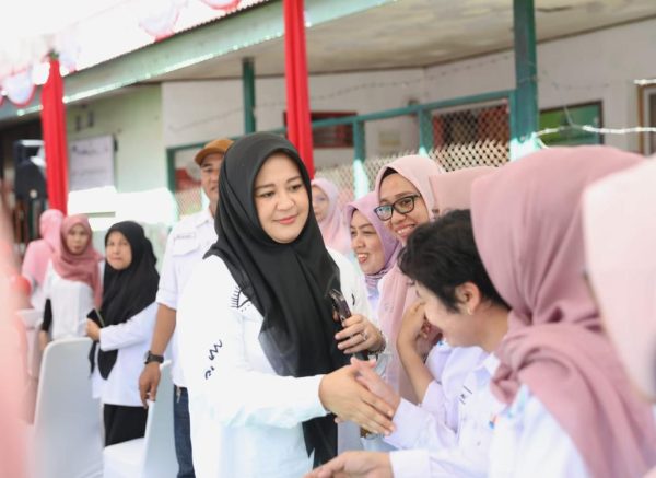 Hadiri Kegiatan Gemarikan, Fatmawati Ajak Cerdaskan Masyarakat dengan Makan Ikan