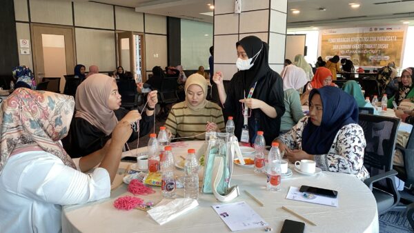 Dinas Pariwisata Kota Makassar Dorong Pertumbuhan Sektor Pariwisata Melalui Pelatihan Handycraft