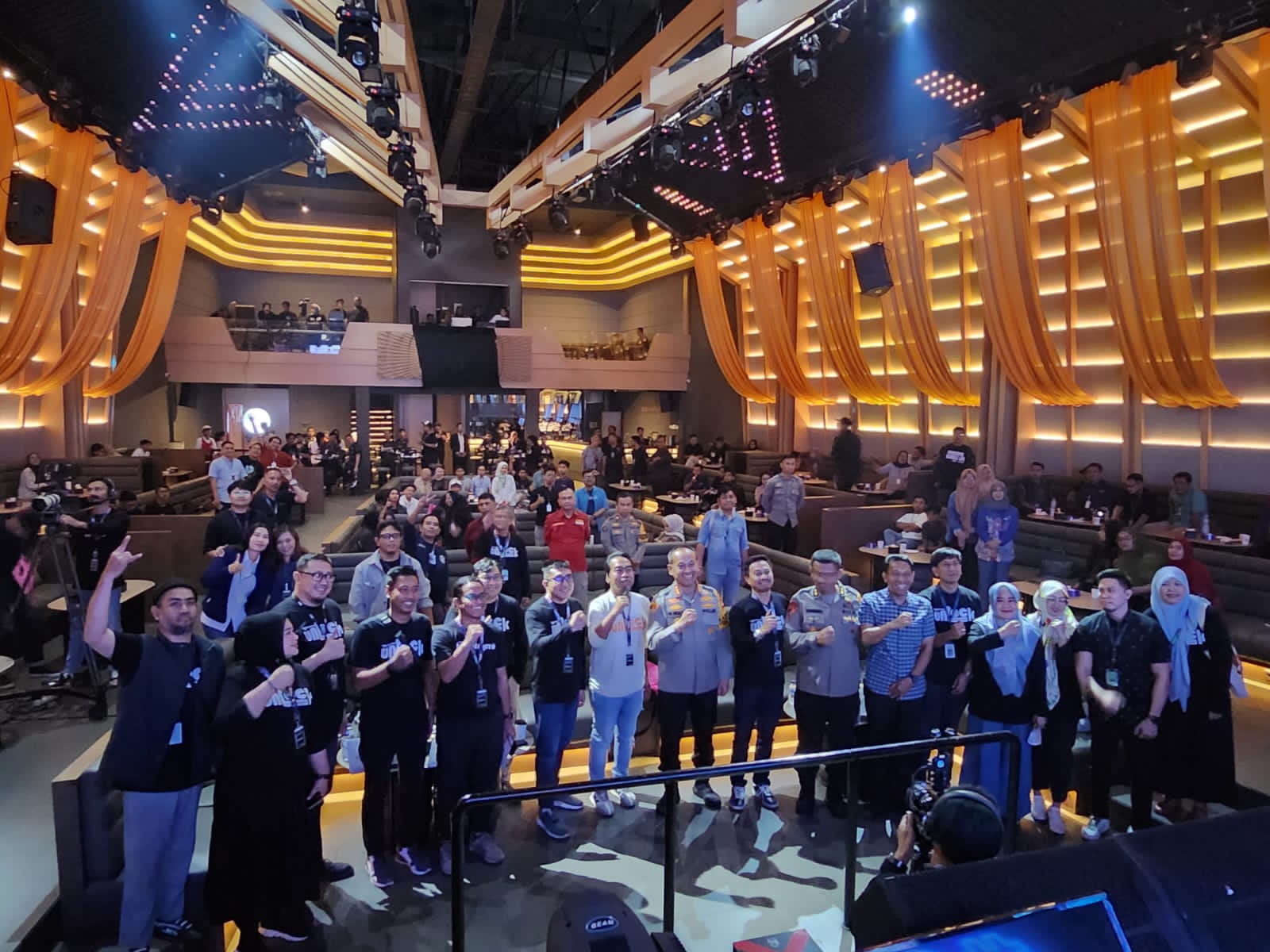 Expertainment Class "Unlock" 2023 Vol 2; Dispar Makassar