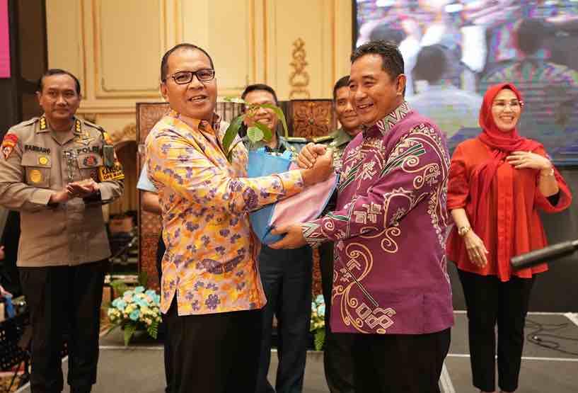 Danny Pomanto Ajak Umat Kristiani Wujudkan Pemilu Damai di Perayaan Natal Oikumene – MakassarKota