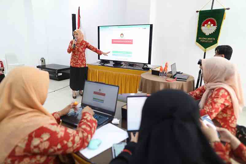 Tingkatkan Akuntabilitas Program Kerja, DWP Kota Makassar Gelar Pelatihan E-Reporting – MakassarKota