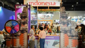 Dispar Makassar Memfasilitasi Industri Pariwisata Kota Makassar di MATTA Fair 2024 – Explore Makassar